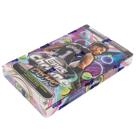 2023-24 Topps Cosmic Chrome Basketball Hobby Box med NBA-samlarbilder i premium design.